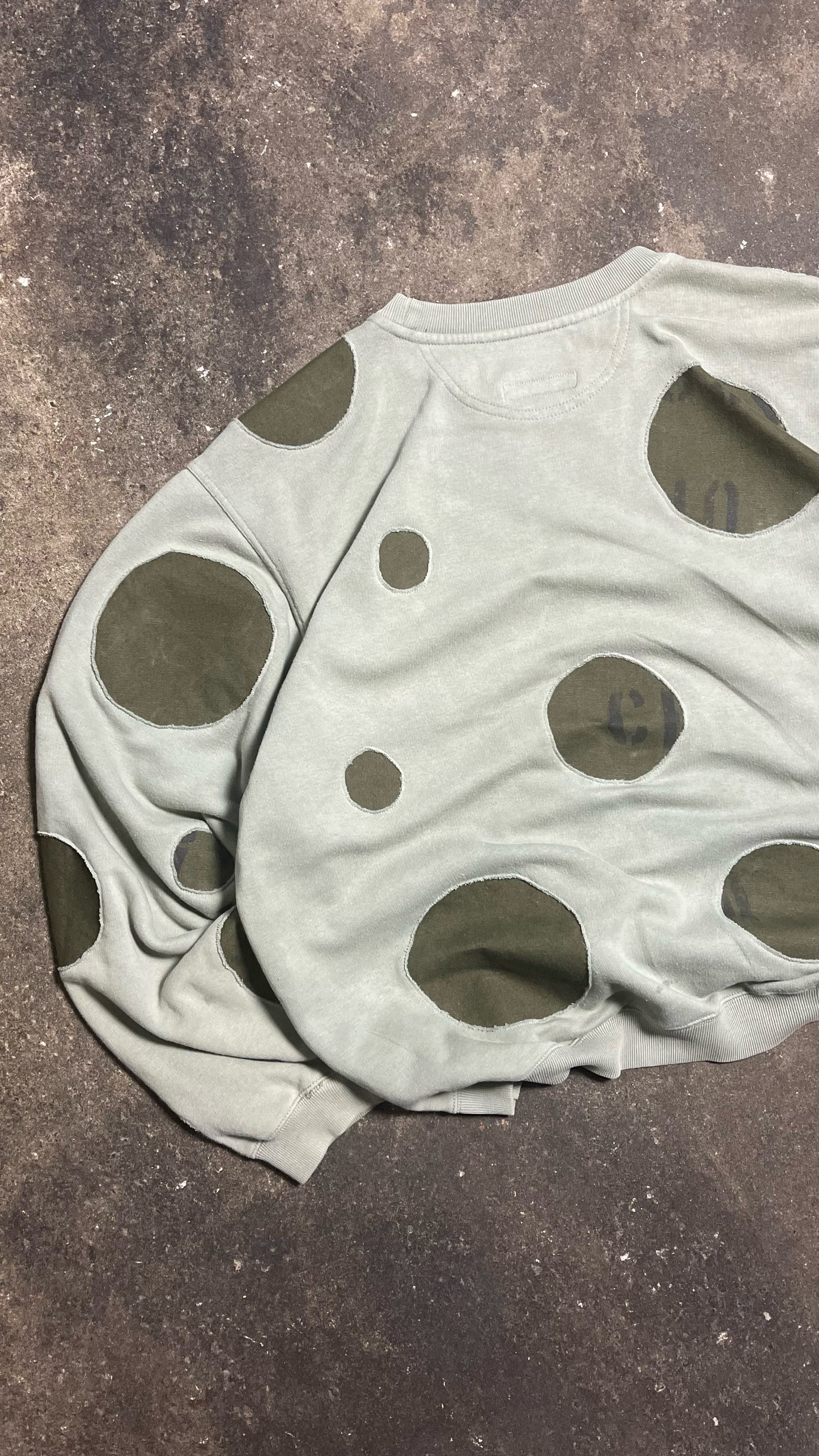 VINTAGE 00´S UPCYCLED NIKE SWEATSHIRT