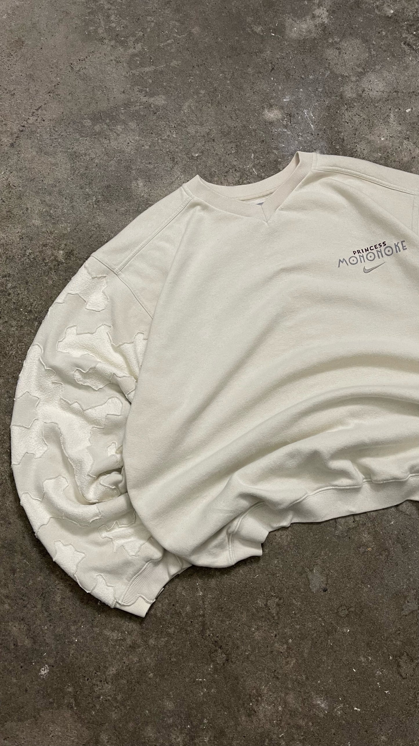 ART CONTROLS US X CAMPANULA CUSTOM UPCYCLED 2000S VINTAGE NIKE PRINCESS MONONOKE SWEATSHIRT