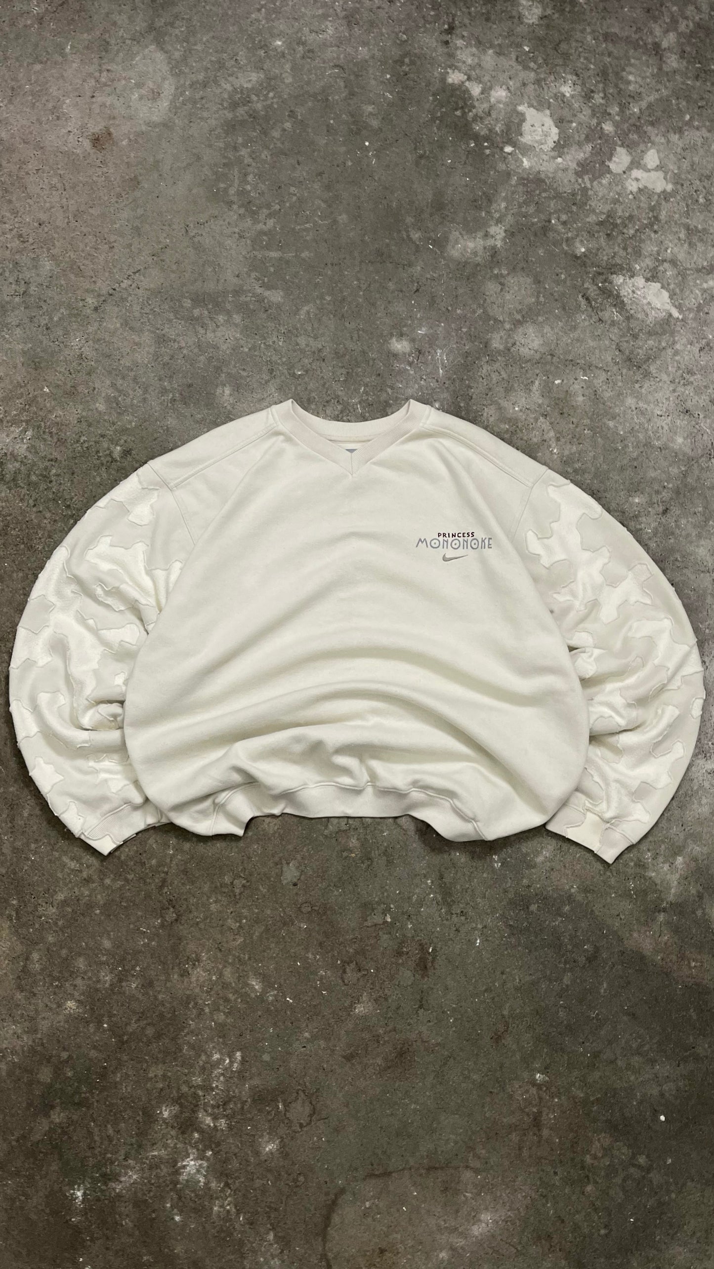 ART CONTROLS US X CAMPANULA CUSTOM UPCYCLED 2000S VINTAGE NIKE PRINCESS MONONOKE SWEATSHIRT