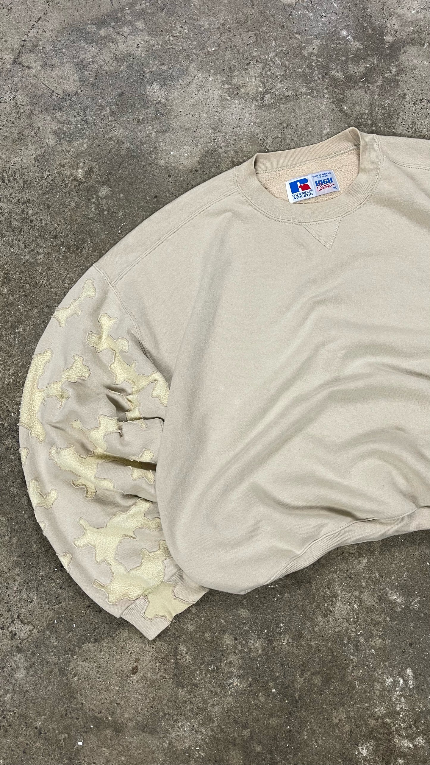 ART CONTROLS US X CAMPANULA CUSTOM UPCYCLED 2000S VINTAGE RUSSEL POKÉMON ZAPDOS SWEATSHIRT - ART CONTROLS US