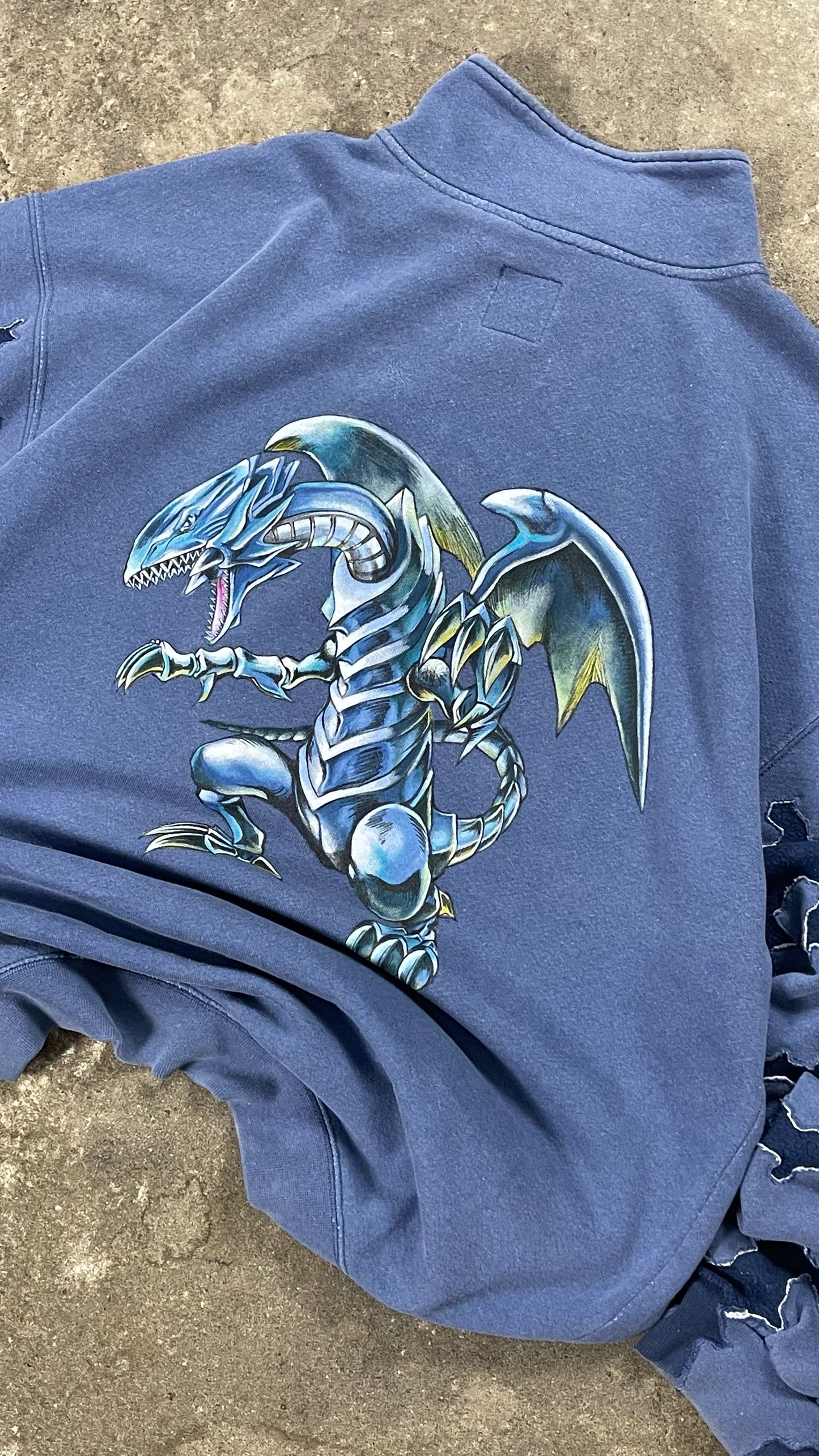 ART CONTROLS US X CAMPANULA CUSTOM UPCYCLED 2000S VINTAGE NIKE YU-GI-OH! BLUE-EYES WHITE DRAGON SWEATSHIRT - ART CONTROLS US